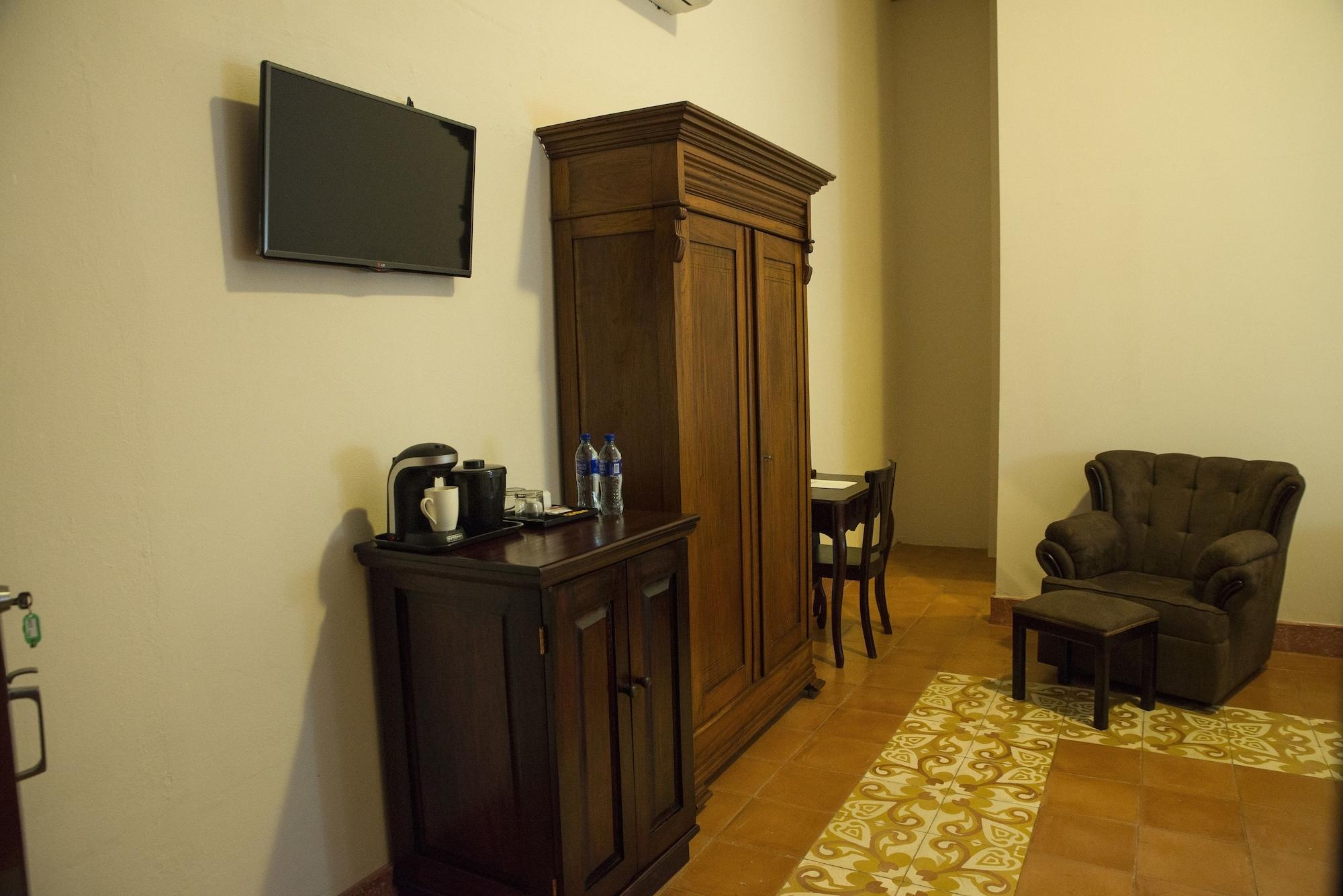 Hotel Real La Merced Гранада Екстериор снимка